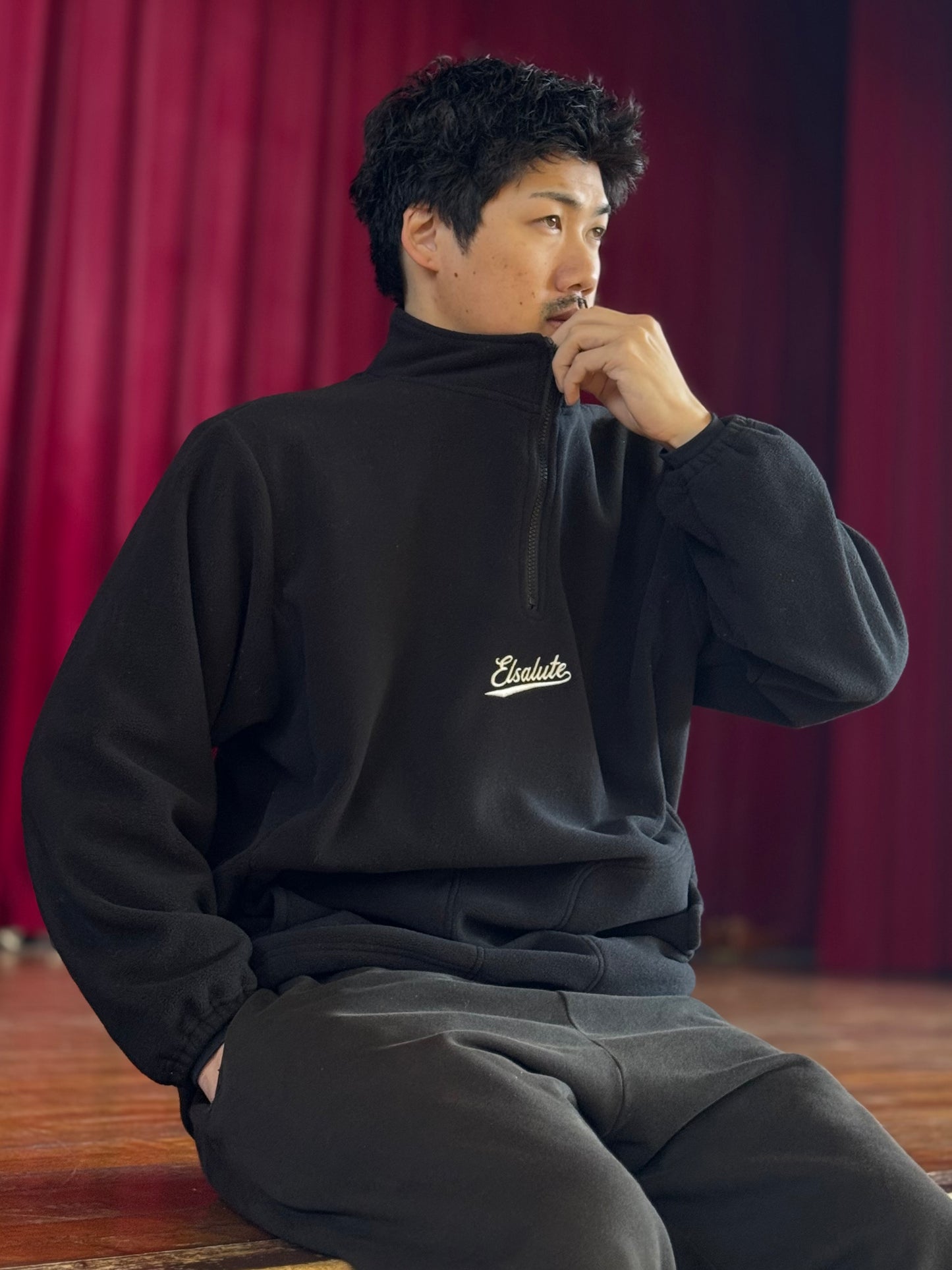CURSIVE HALF ZIP FLEECE