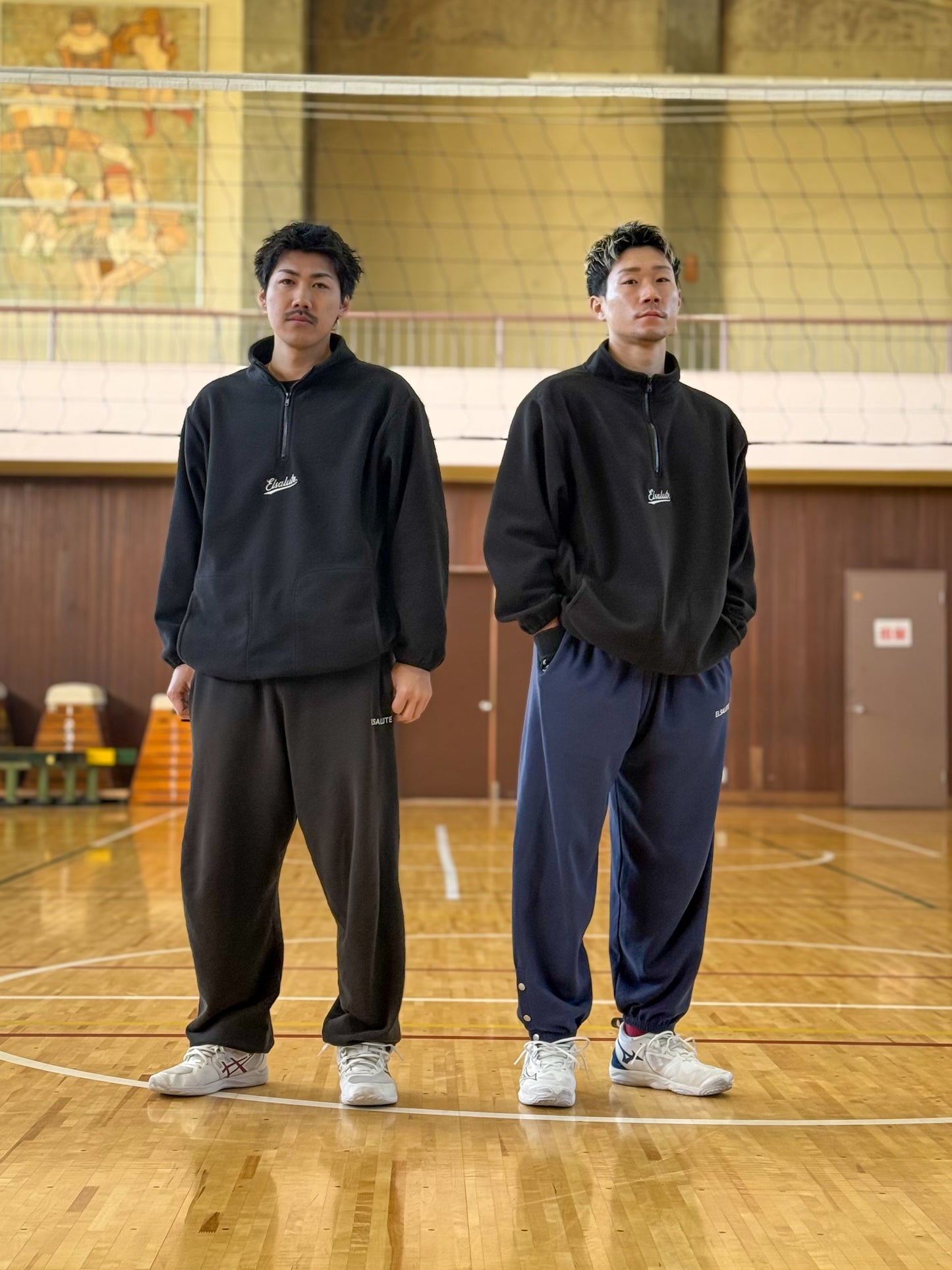 CURSIVE HALF ZIP FLEECE