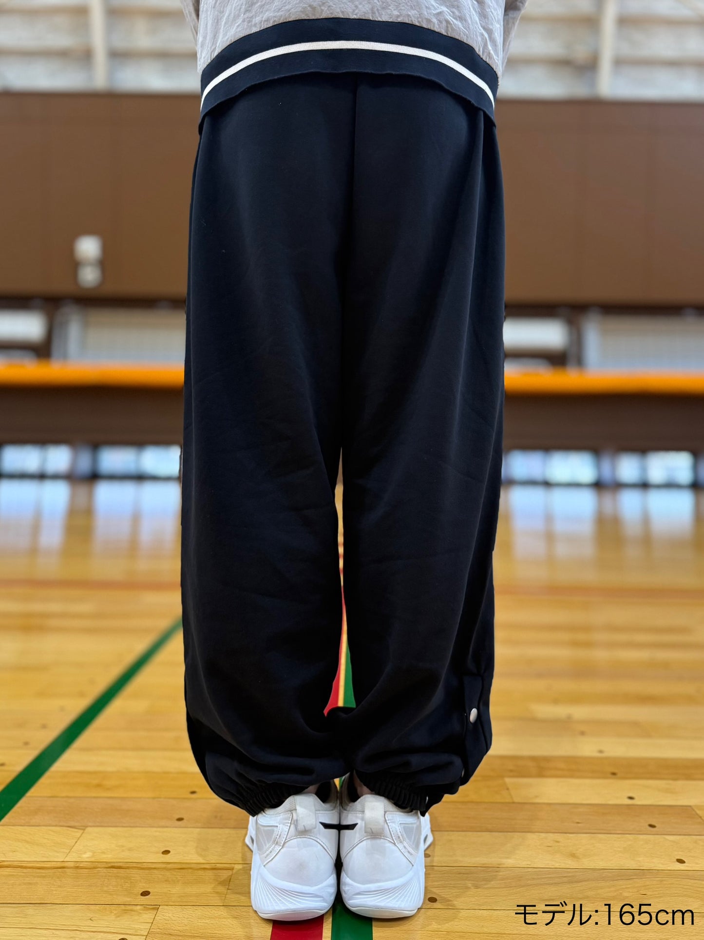 SWEAT PANTS