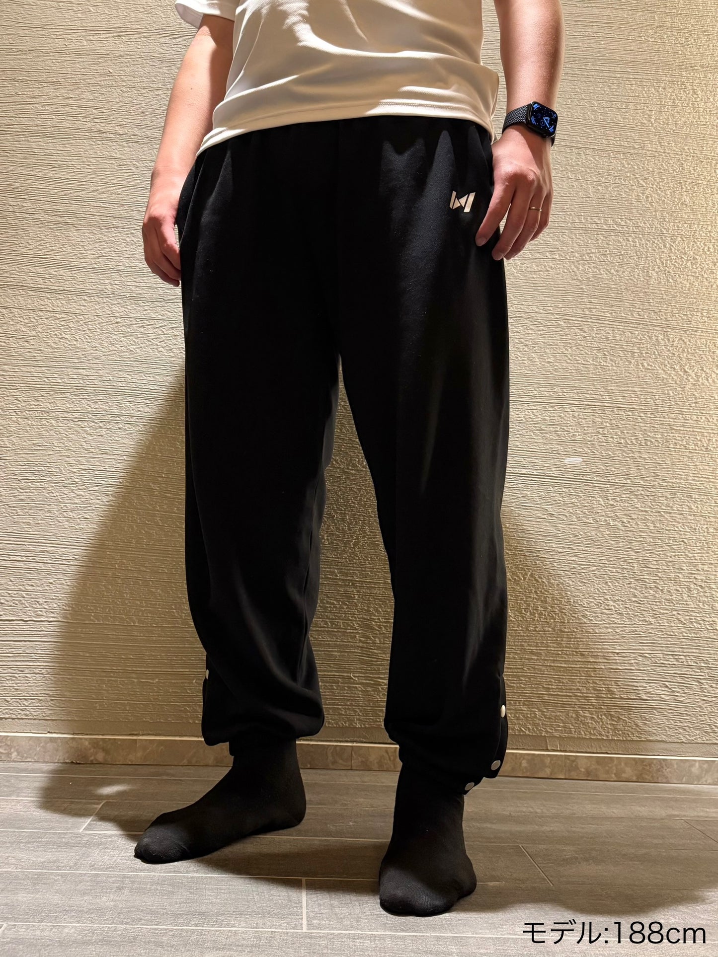SWEAT PANTS