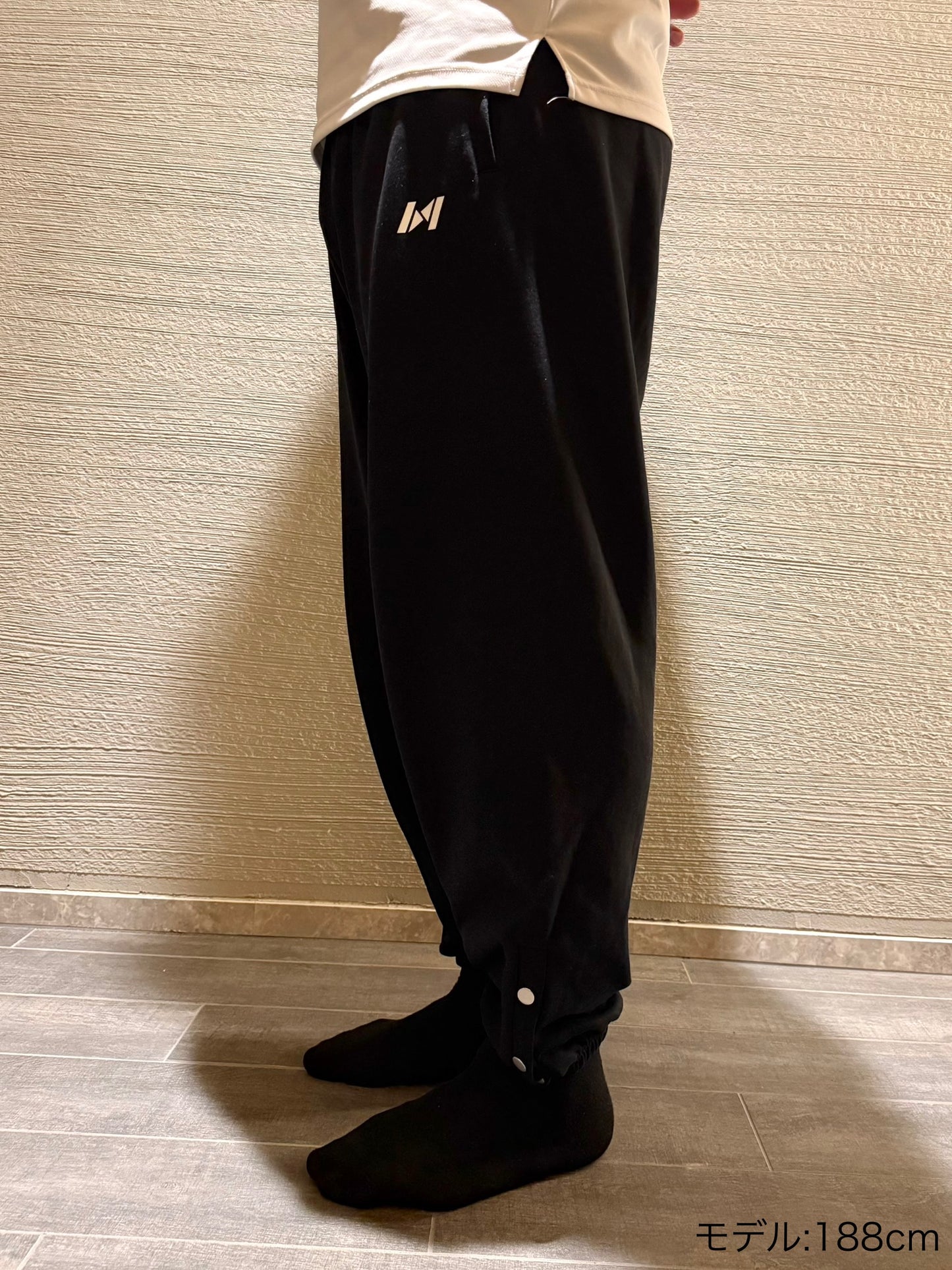 SWEAT PANTS