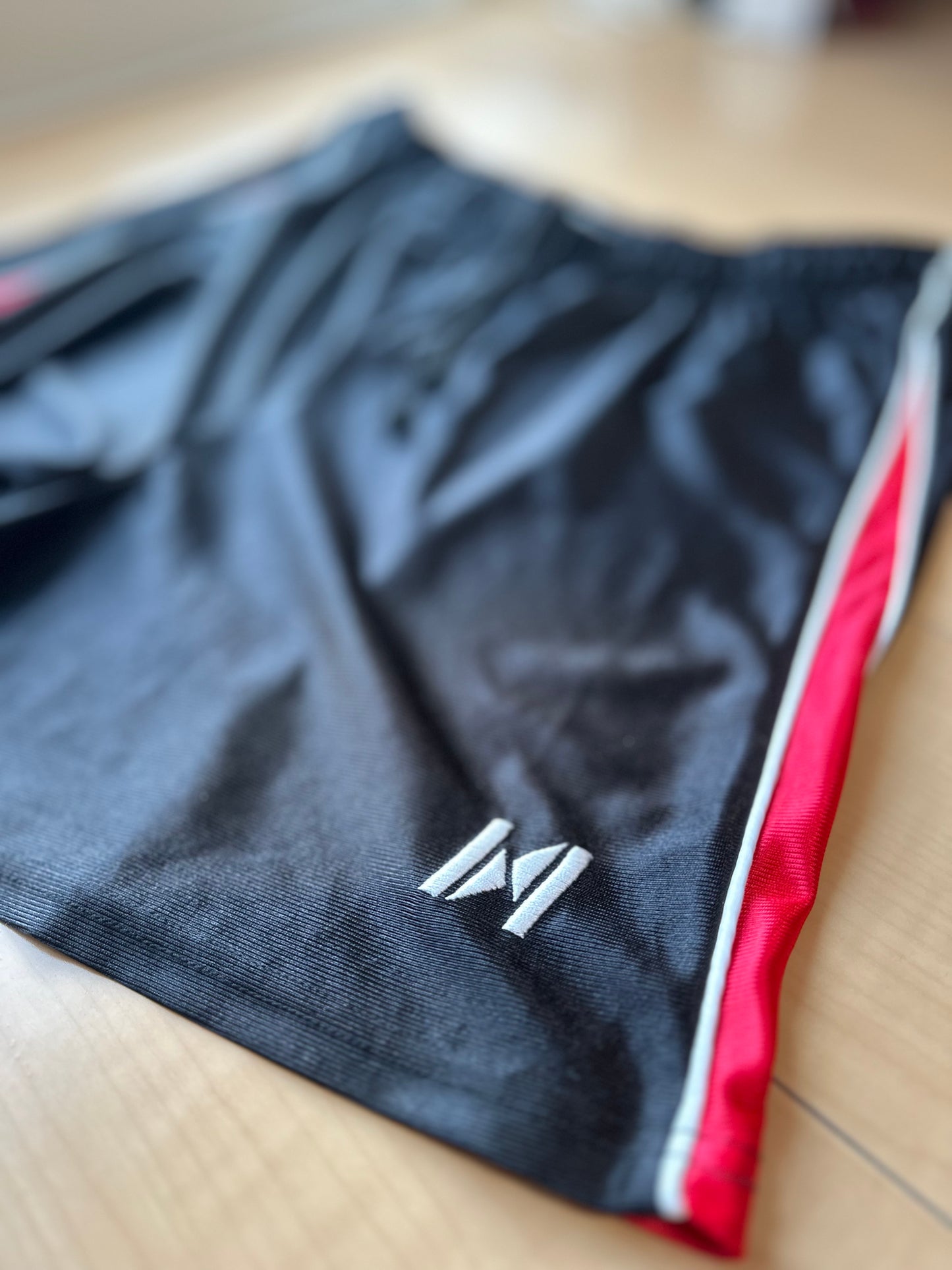 【セット販売】BACK LOGO T-SHIRTS & GAME SHORTS
