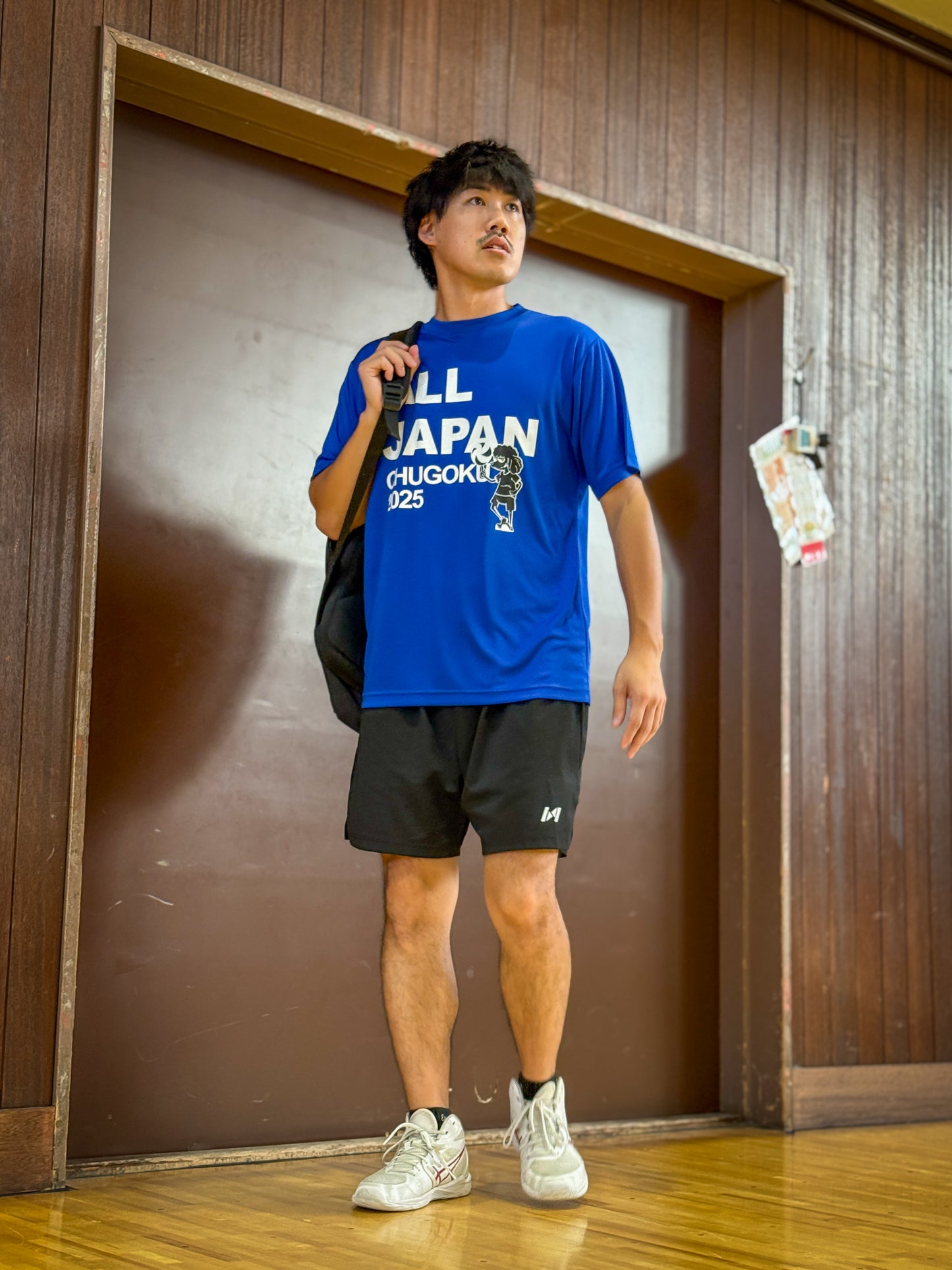 【限定】ELLE LOGO T-SHIRTS