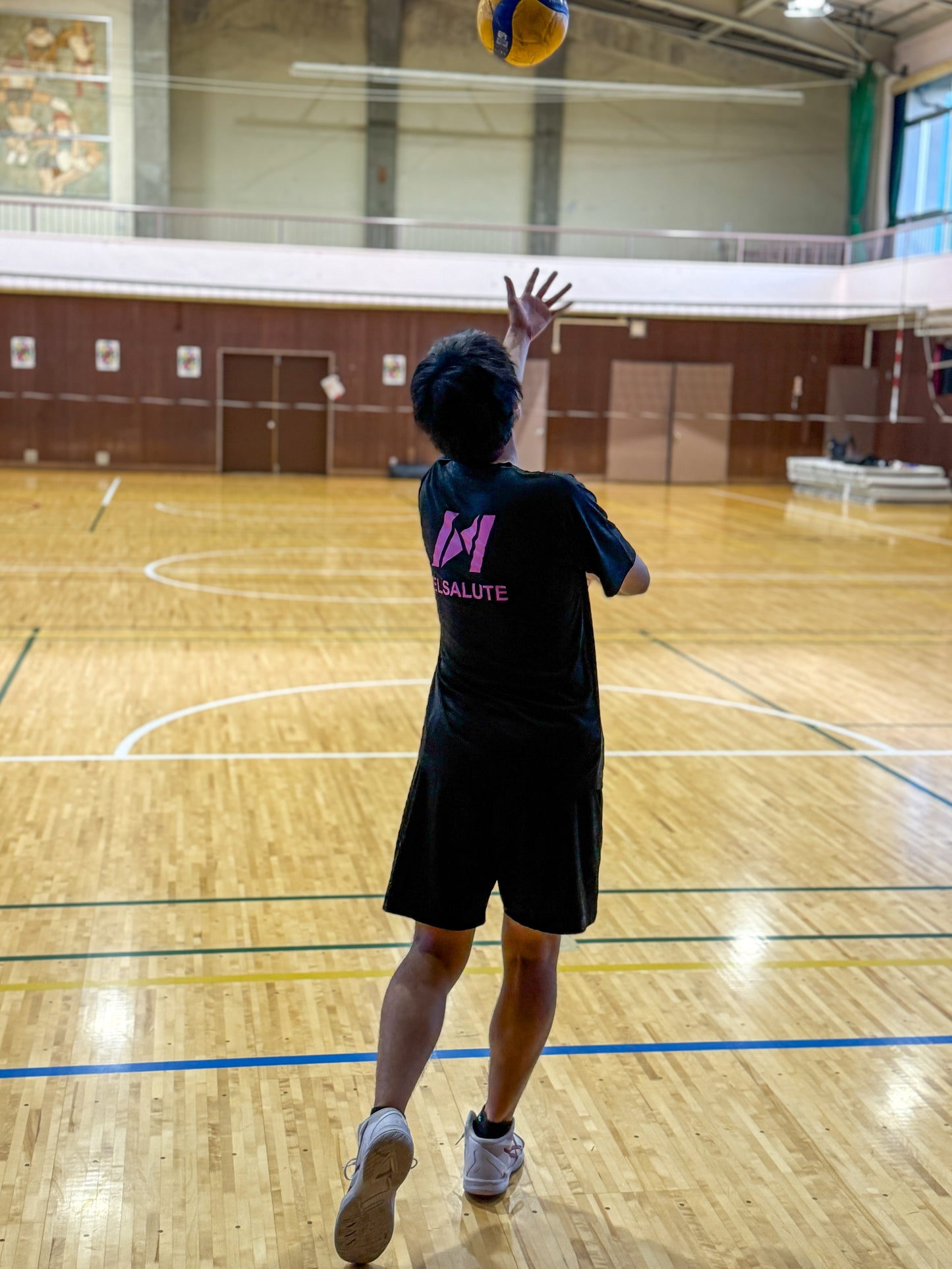 【限定】BACK LOGO T-SHIRTS