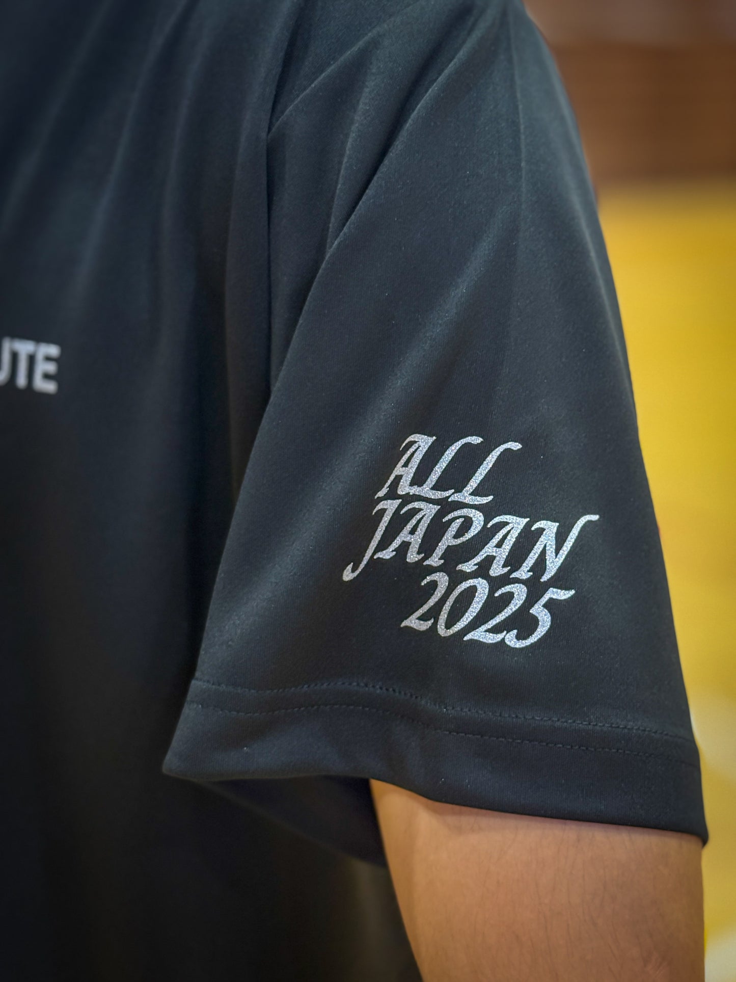 【限定】BACK LOGO T-SHIRTS