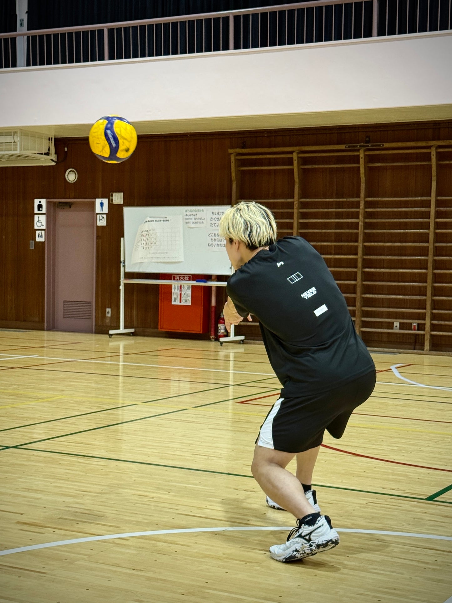 【セット販売】NEVER YIELD T-SHIRTS & GAME PANTS
