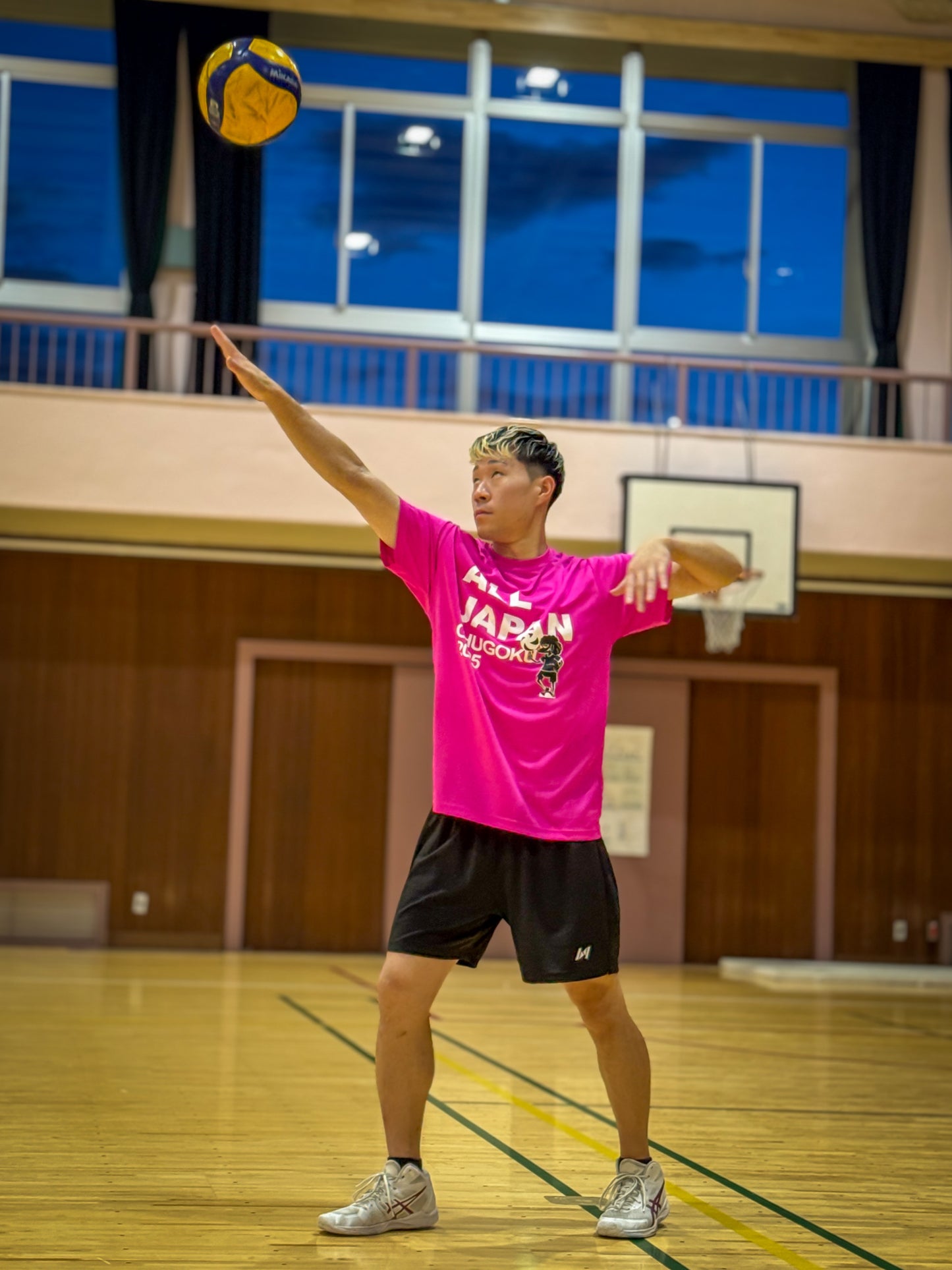 【限定】ELLE LOGO T-SHIRTS