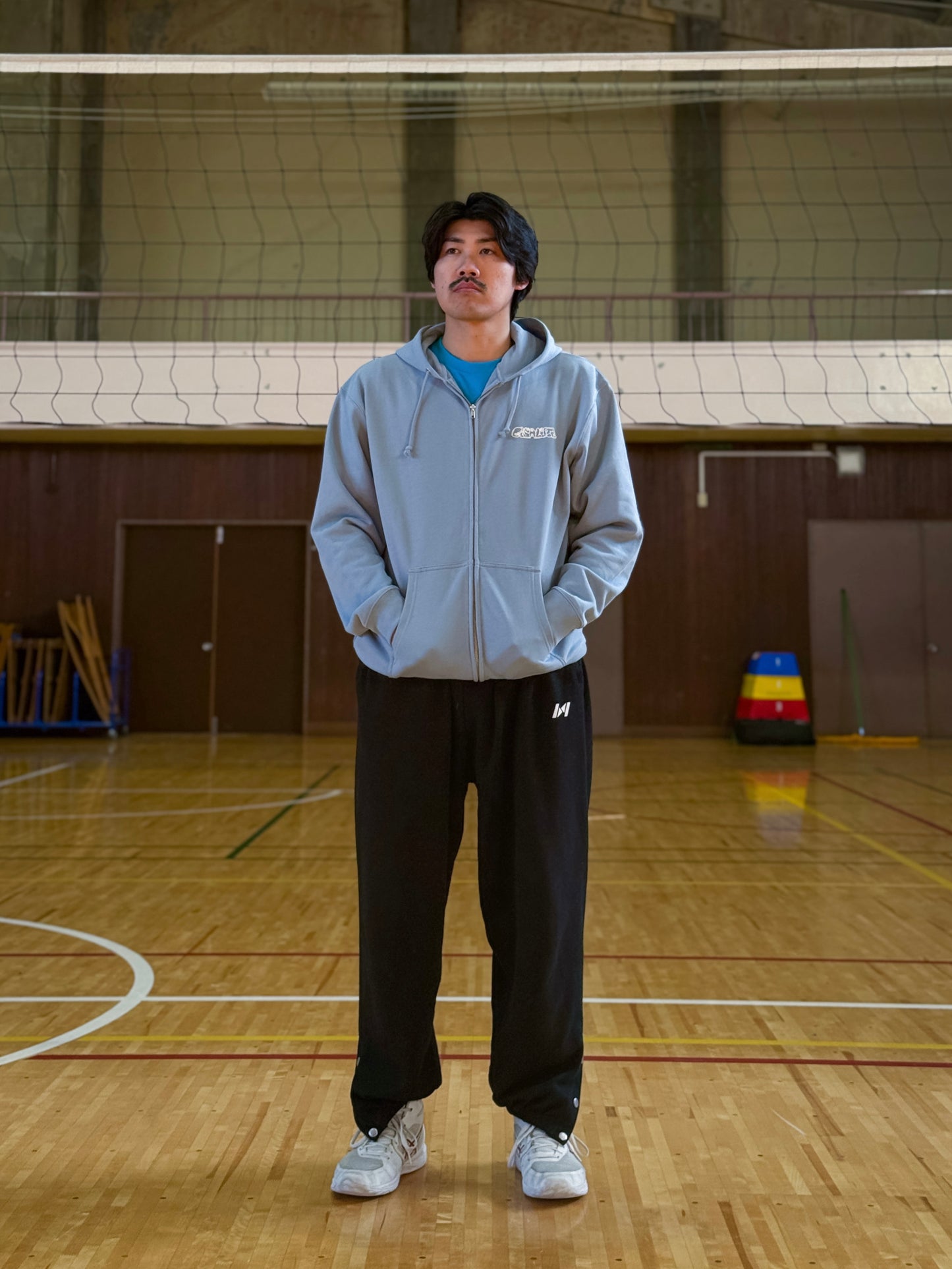 CHARACTER LOGO ZIPUP HOODIE