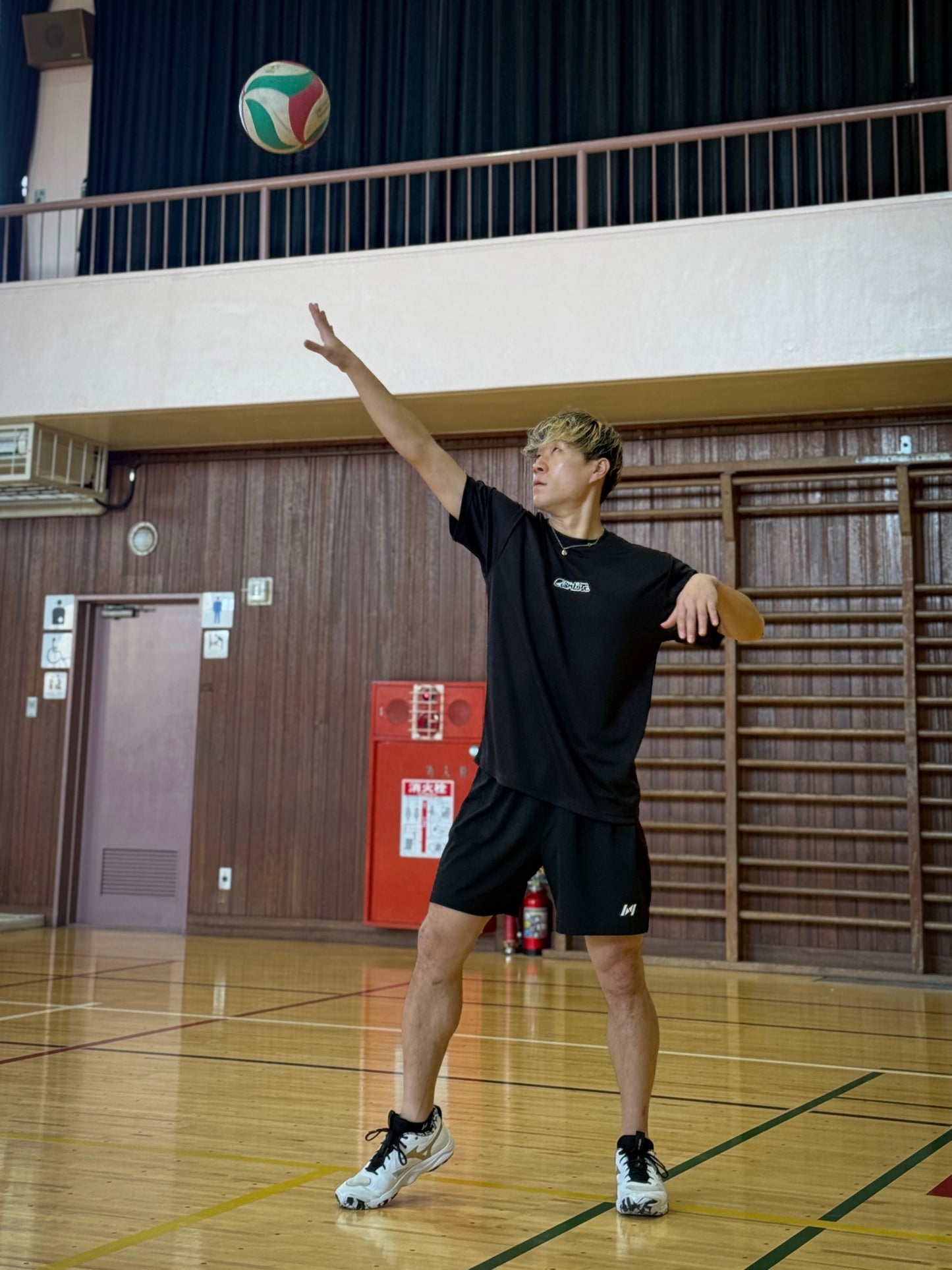 CHARACTER LOGO T-SHIRTS