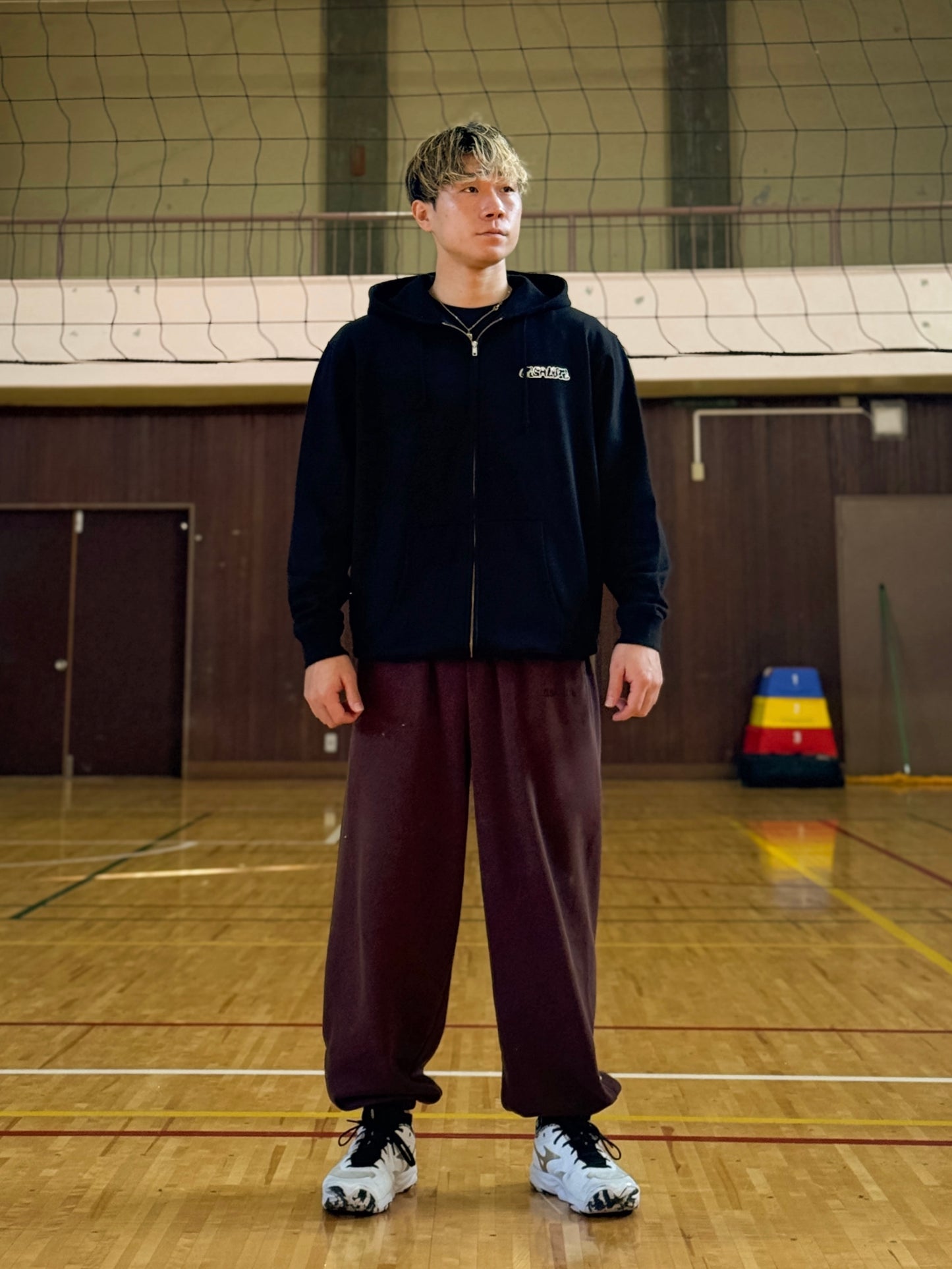 CHARACTER LOGO ZIPUP HOODIE